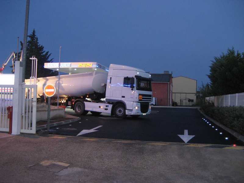 signalisation au sol balise led